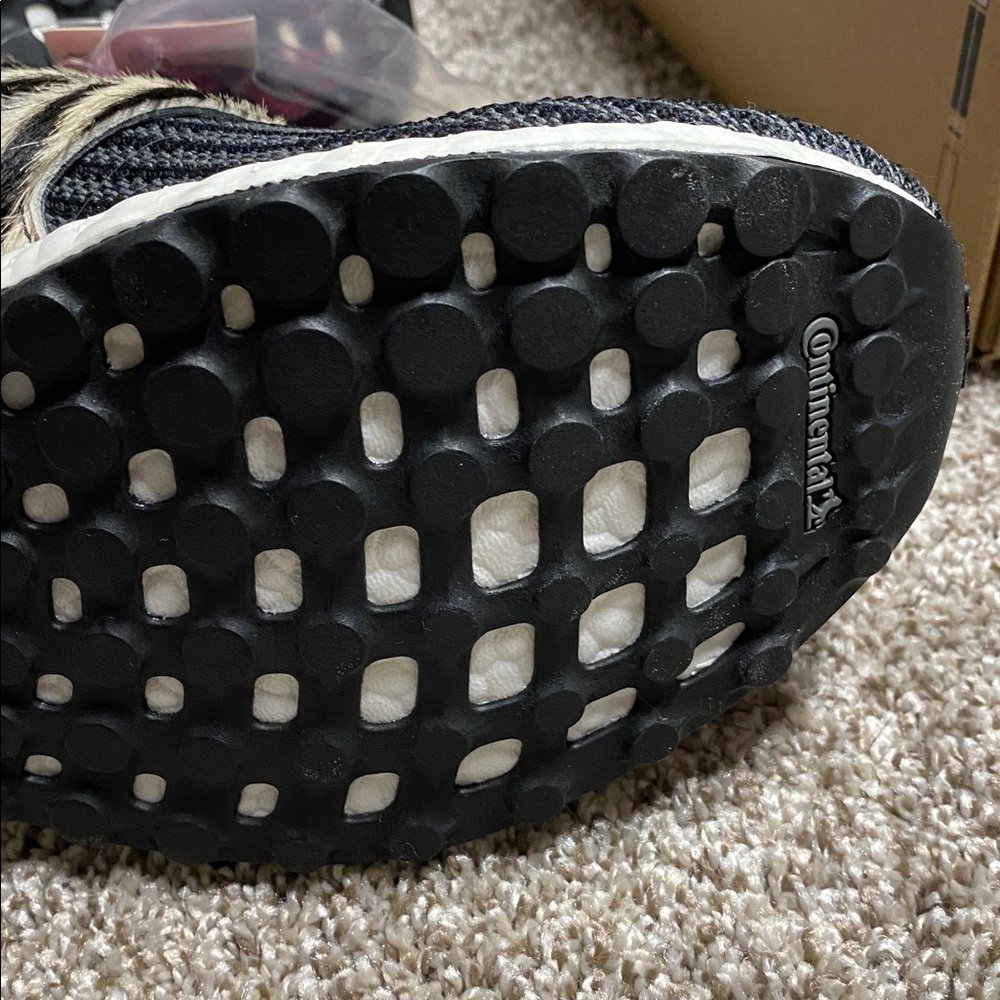 Adidas Women's ultraboost dna size 7 new - Picture 11 of 17